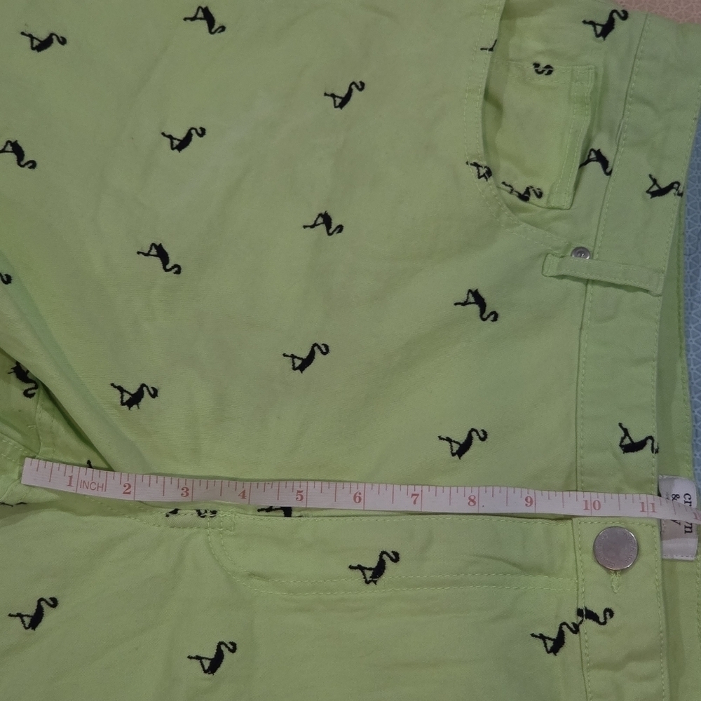 Crown & Ivy Women's Green Flamingo Print Shorts Size 24W - Picture 6 of 10